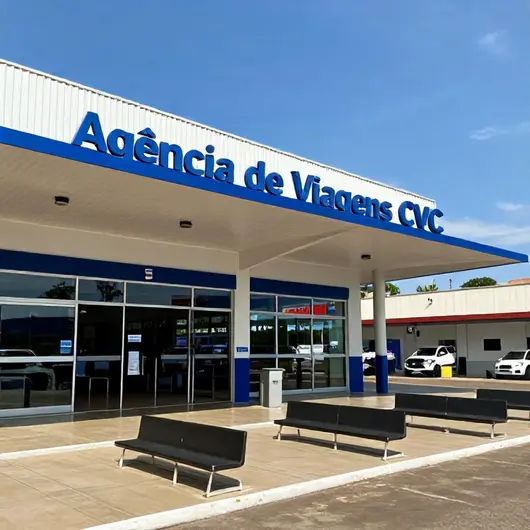 Agência de Viagens CVC na Rodoviária de Embu das Artes