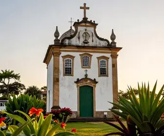 Capela de Santa Cruz em Embu das Artes: História e Cultura Capela de Santa Cruz em Embu das Artes: História e Cultura