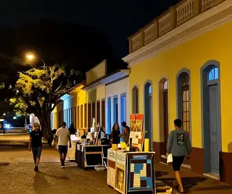 Explorando a Noite de Embu das Artes: Dicas Imperdíveis Explorando a Noite de Embu das Artes: Dicas Imperdíveis